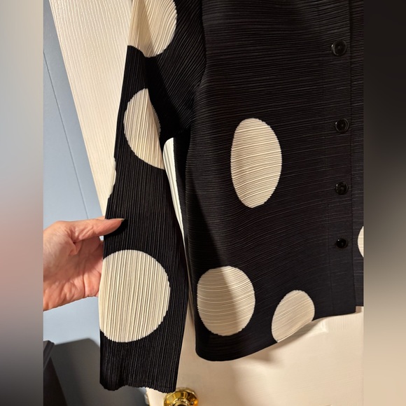 Neslay Black and Cream Polka Dot Accordion Material Jacket from Paris - Picture 4 of 11